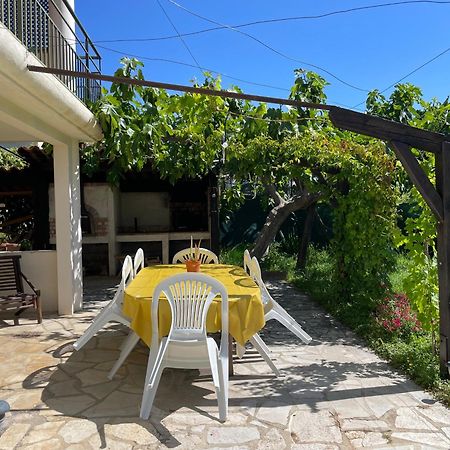 Bas De Villa Avec Acces Piscine Pres De Nice Cannes Monaco Carros Zewnętrze zdjęcie