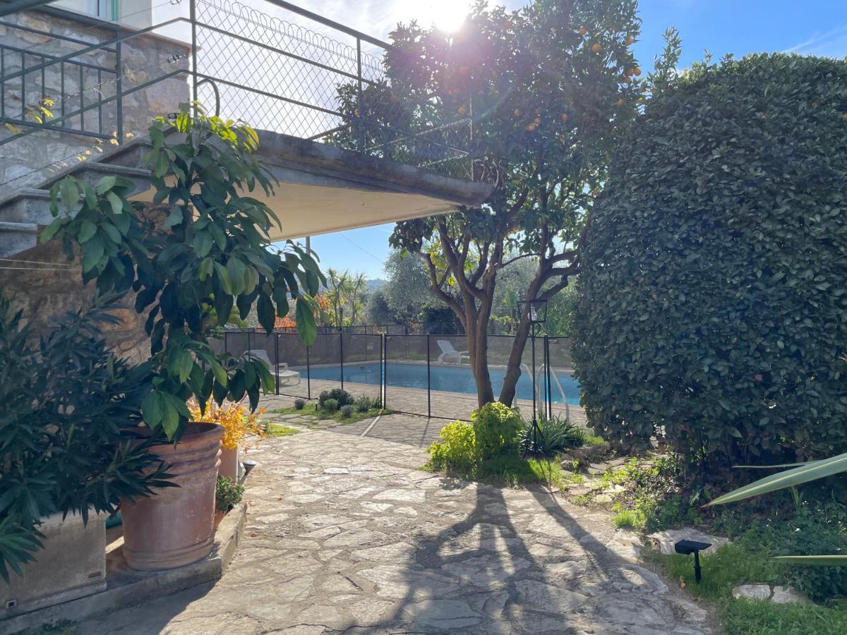 Bas De Villa Avec Acces Piscine Pres De Nice Cannes Monaco Carros Zewnętrze zdjęcie